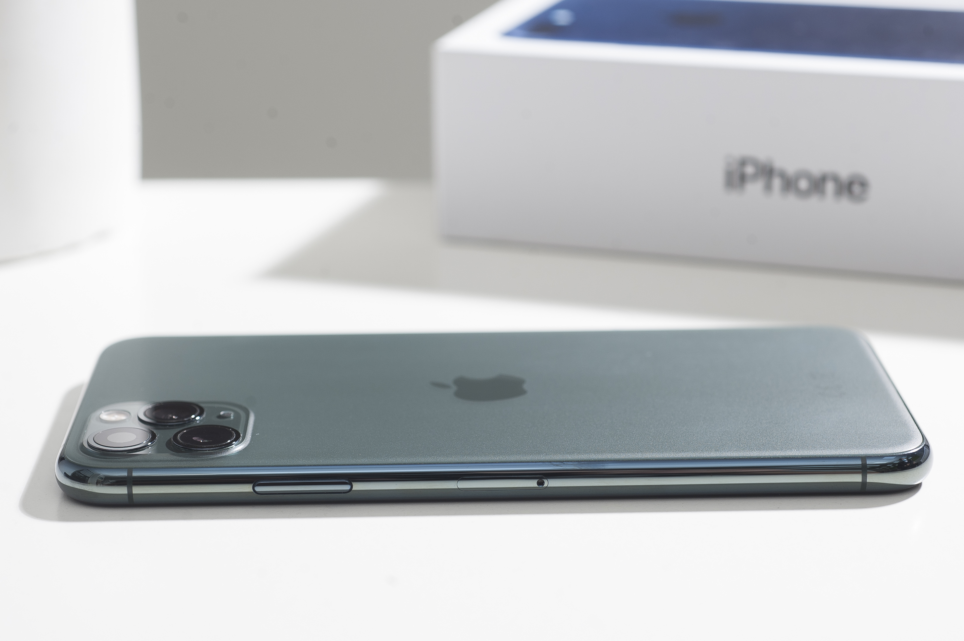 iPhone 11 Pro Max 64gb, Midnight Green (MWH22) б/у